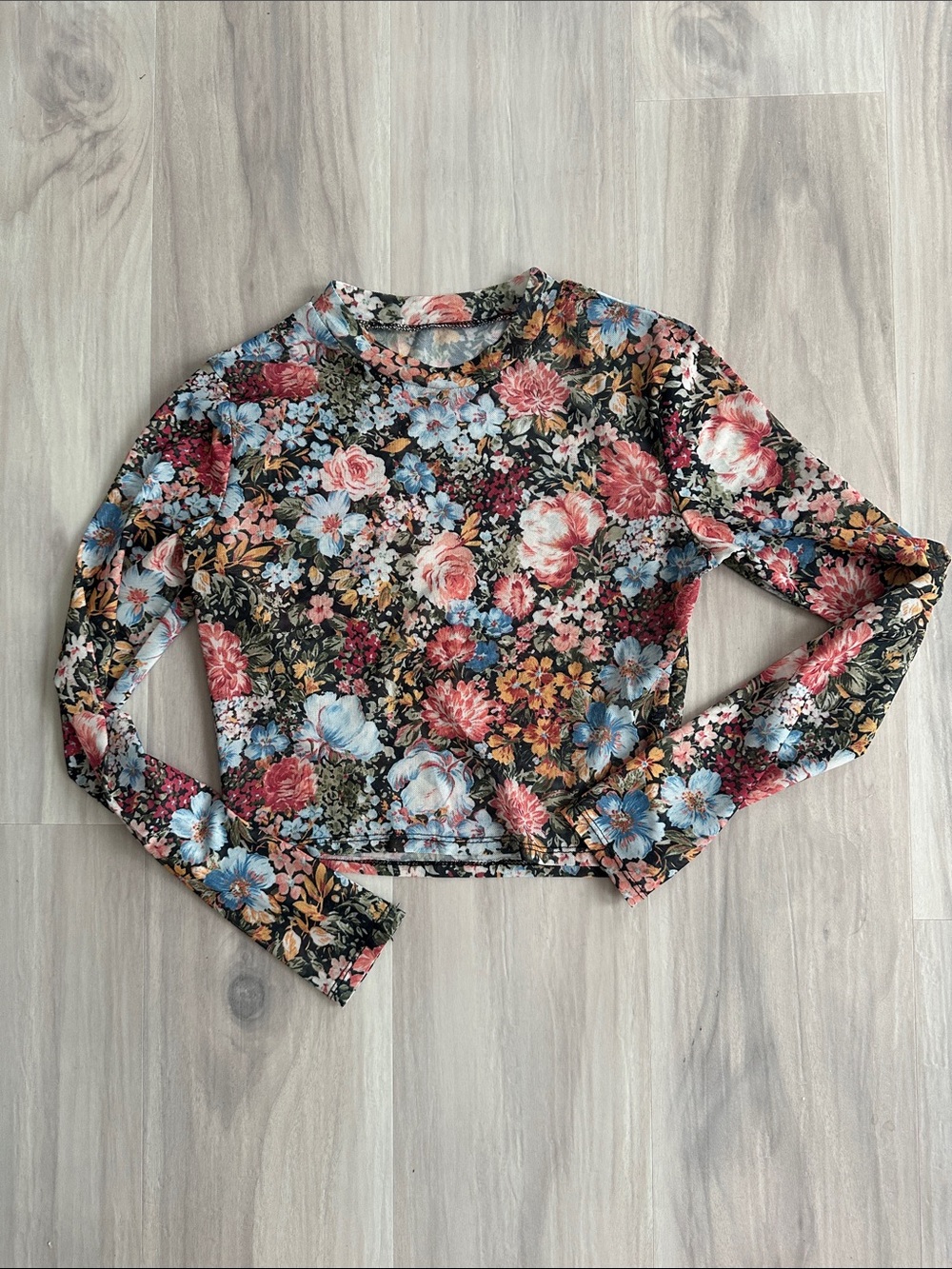 Floral Long-Sleeve Crop Top - Black Multi